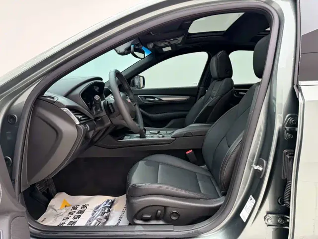 Cadillac CT5 — Фото автомобиля 17
