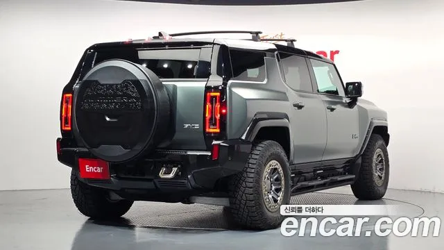 GMC Hummer EV — Фото автомобиля 2