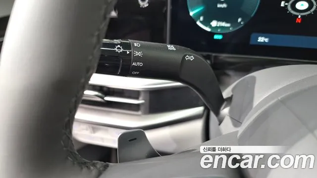 Hyundai Grandeur GN7 — Фото автомобиля 28