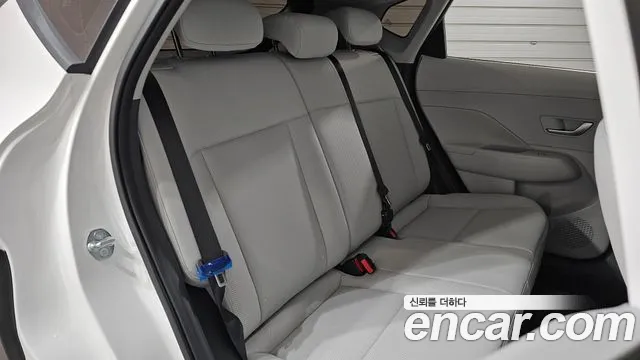 Hyundai Kona SX2 — Фото автомобиля 12