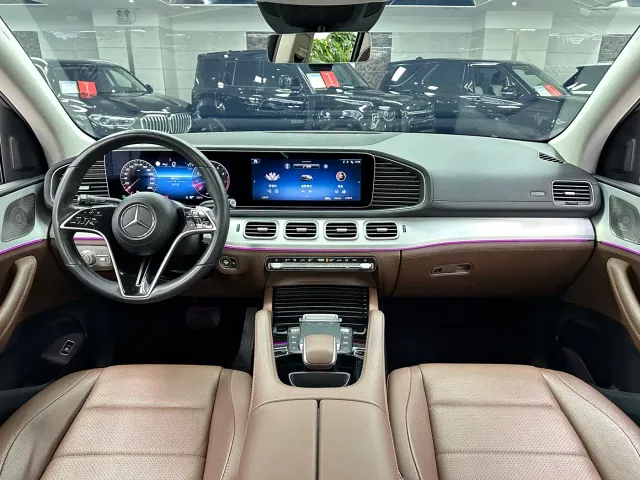 Mercedes-Benz GLE-Class — Фото автомобиля 12