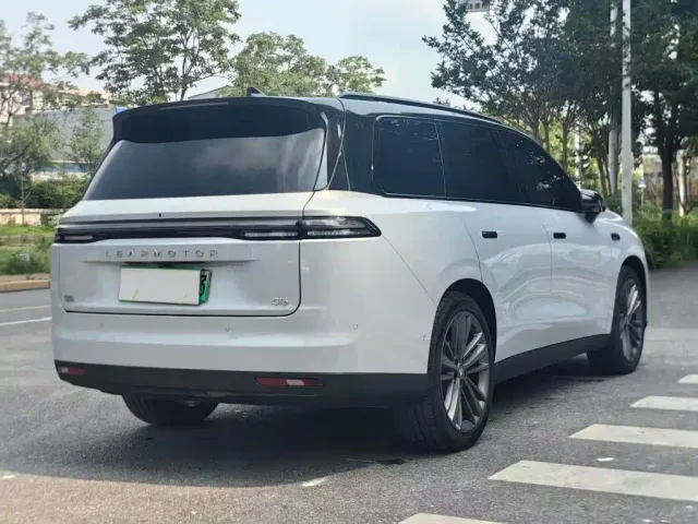 Leapmotor C16 — Фото автомобиля 13