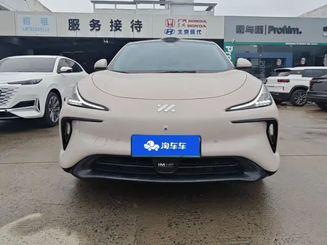 IM Motors LS6 — Фото автомобиля 2