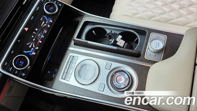 Genesis GV80 — Фото автомобиля 12