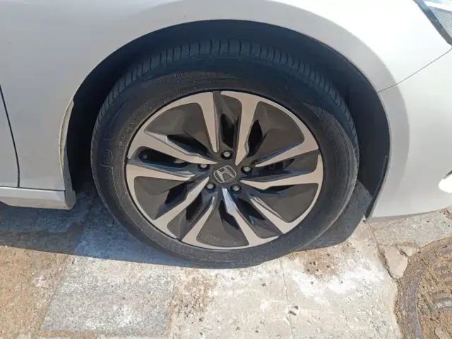 Honda Accord — Фото автомобиля 6