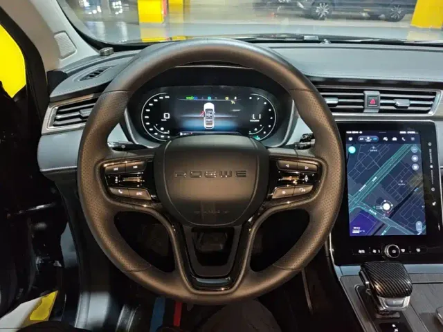 Roewe RX5 — Фото автомобиля 10