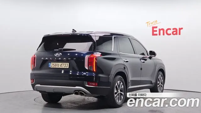 Hyundai Palisade Palisade Дизель 2.2 2WD — Фото автомобиля 2