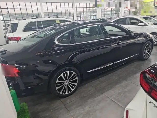 Volvo S90 — Фото автомобиля 6