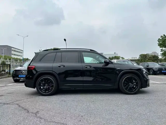Mercedes-Benz GLB AMG — Фото автомобиля 4
