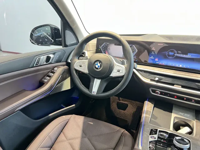 BMW X5 — Фото автомобиля 11