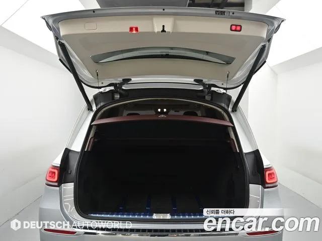 Mercedes-Benz GLS-Class — Фото автомобиля 19