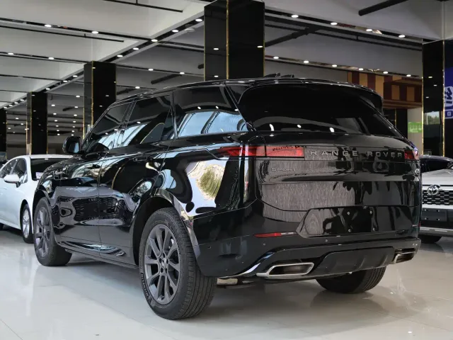Land Rover Range Rover Sport 2023 400PS Dynamic SE — Фото автомобиля 23