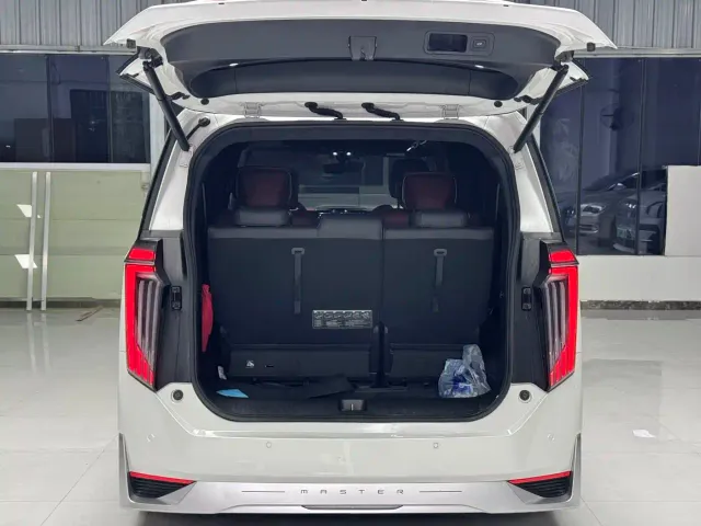 GAC Trumpchi E9 — Фото автомобиля 2
