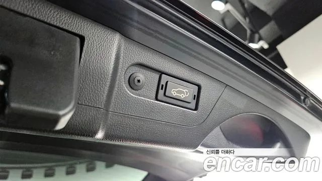KG_Mobility_Ssangyong Rexton All Rexton Дизель 2.2 4WD — Фото автомобиля 20