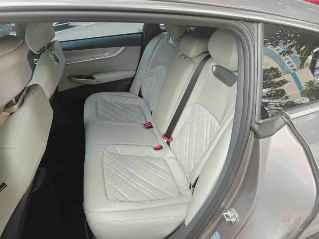 Changan Qiyuan A07 — Фото автомобиля 6