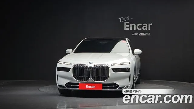 BMW 7 Series G70 — Фото автомобиля 3