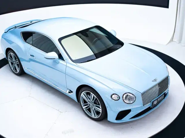 Bentley Continental — Фото автомобиля 21
