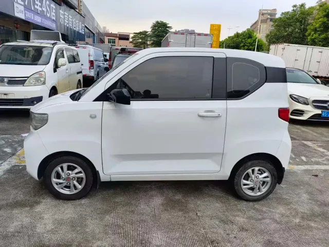Wuling Hongguang Mini EV — Фото автомобиля 4