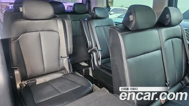 Hyundai Staria Staria Tourer 11 мест — Фото автомобиля 10