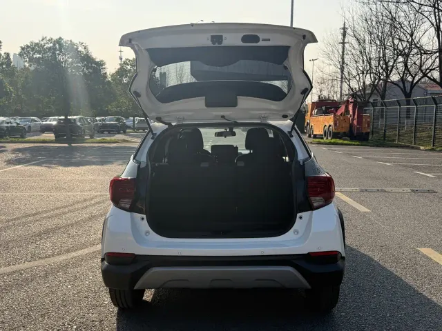 Toyota YARiS L Zhi Xuan — Фото автомобиля 14
