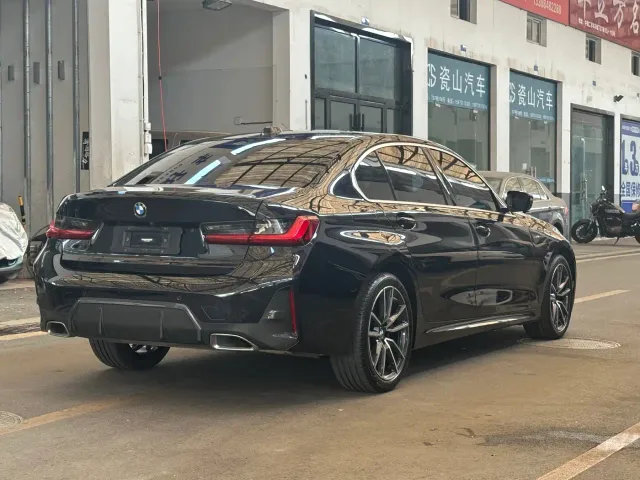 BMW 3 Series — Фото автомобиля 9
