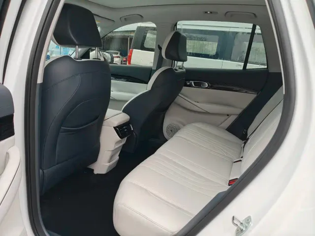 Geely Galaxy E5 — Фото автомобиля 6