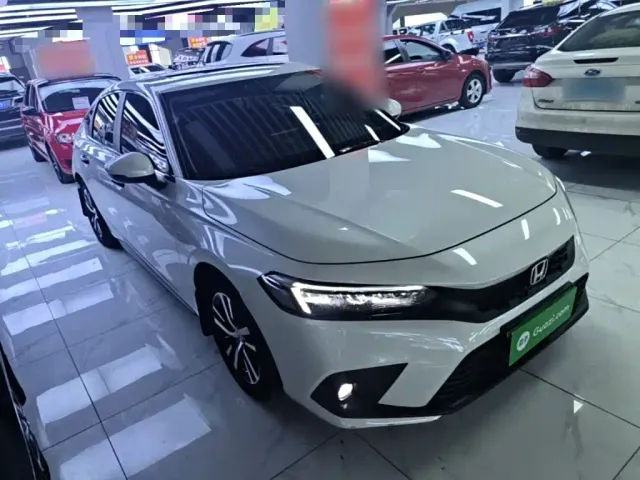 Honda Civic — Фото автомобиля 3