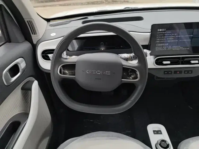 Geely Panda — Фото автомобиля 10