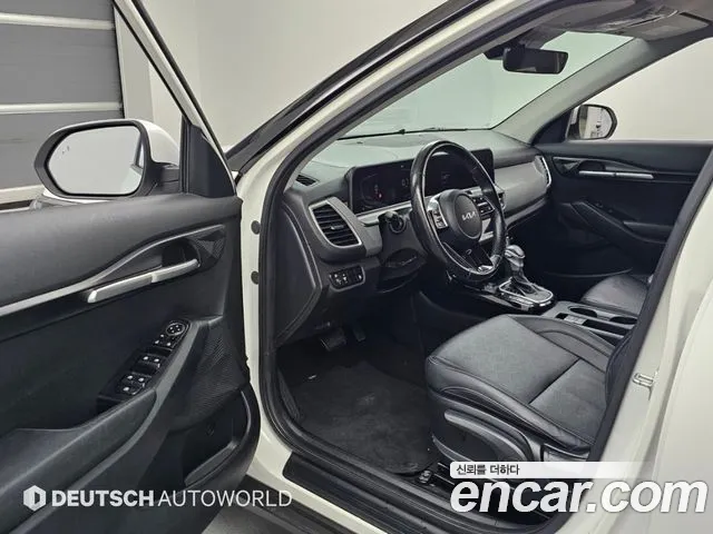 Kia Seltos New — Фото автомобиля 15