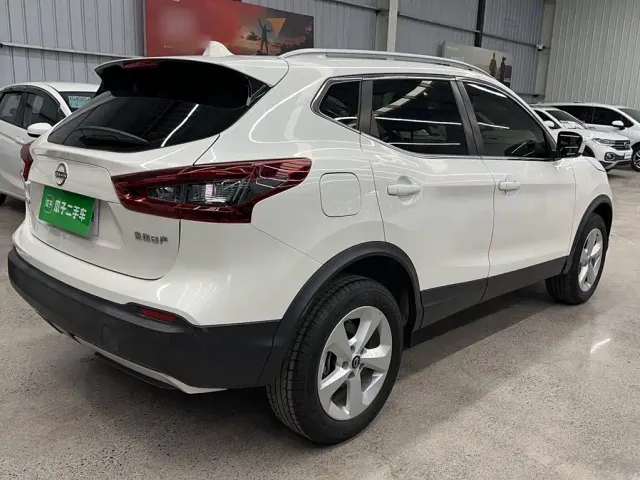 Nissan Qashqai — Фото автомобиля 13