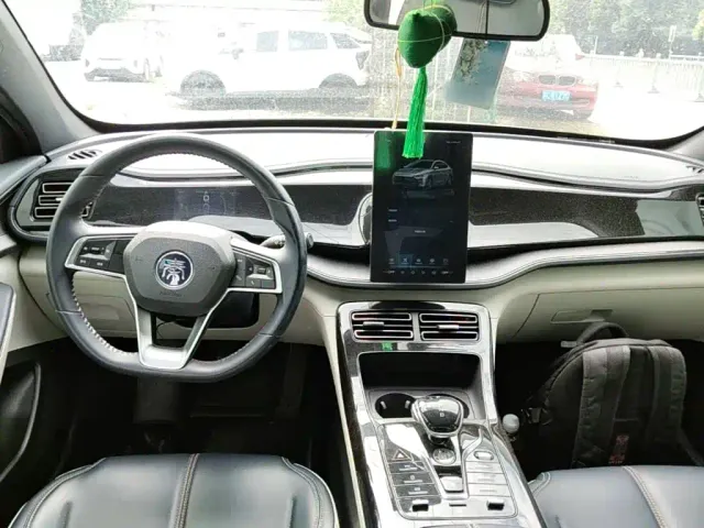 BYD Qin PLUS — Фото автомобиля 9
