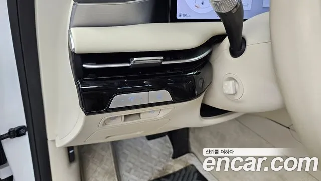 Genesis G80 Бензин 2.5 турбо AWD — Фото автомобиля 16