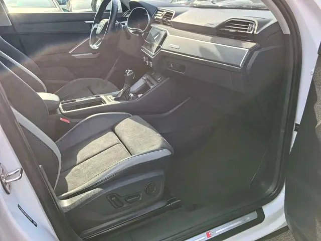 Audi Q3 — Фото автомобиля 6