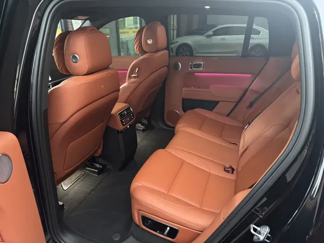 Li Auto L7 — Фото автомобиля 9
