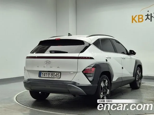 Hyundai Kona SX2 — Фото автомобиля 3