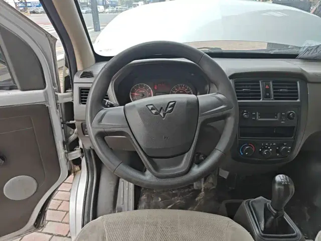 Wuling Rongguang S — Фото автомобиля 10