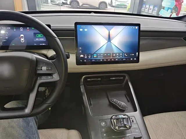 BYD Qin PLUS — Фото автомобиля 9
