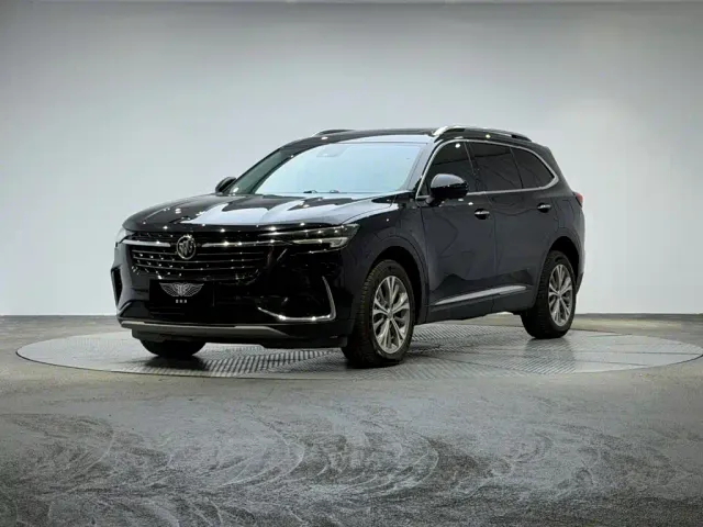 Фотография автомобиля — Buick Envision Plus