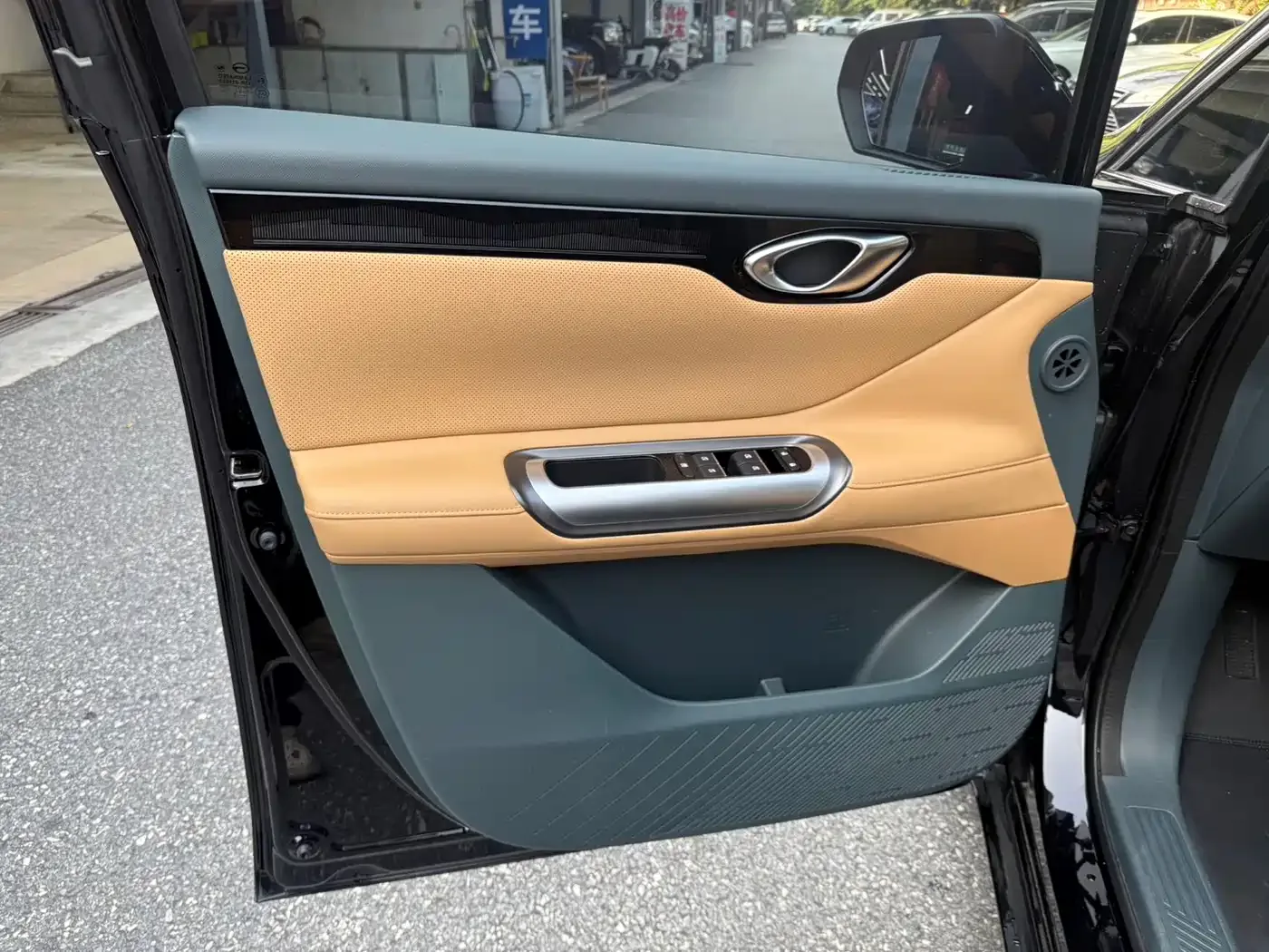 GAC Trumpchi Trumpchi E8 2024 Glory Series 2.0L Glory Edition — Фото автомобиля 14