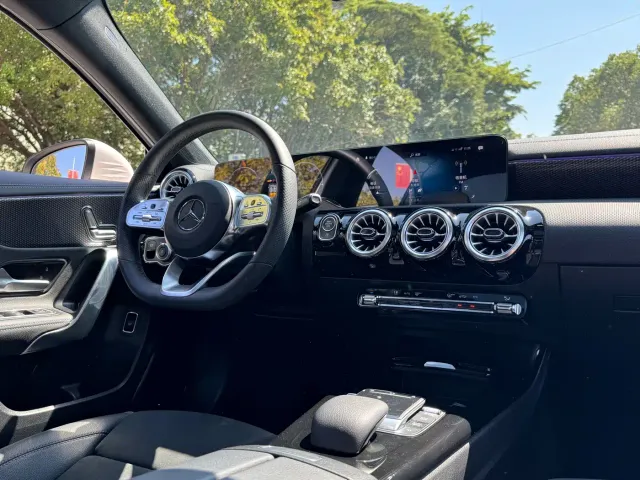Mercedes-Benz A-Class — Фото автомобиля 12