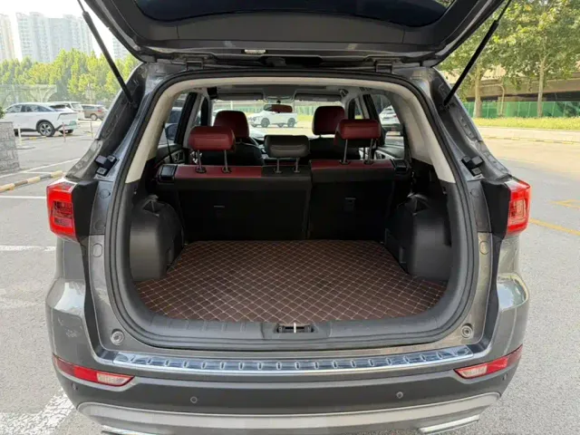 Changan CS75 — Фото автомобиля 9