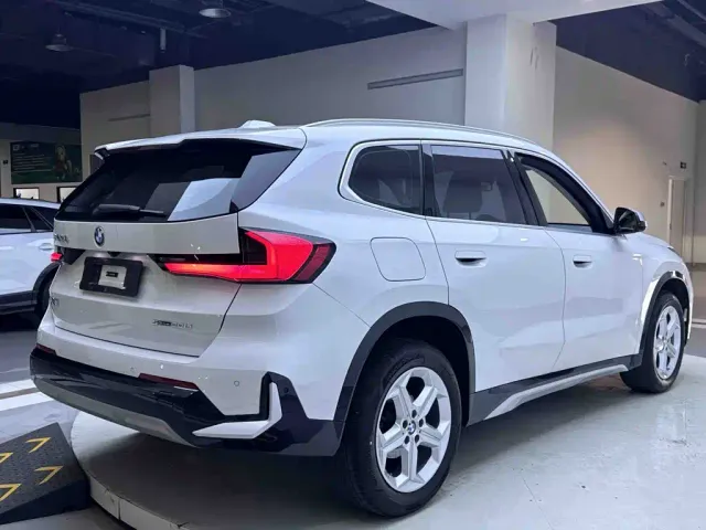 BMW X1 — Фото автомобиля 7