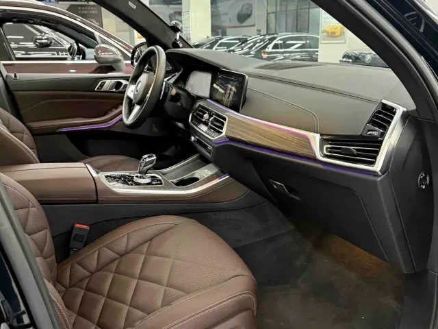 BMW X5 — Фото автомобиля 14