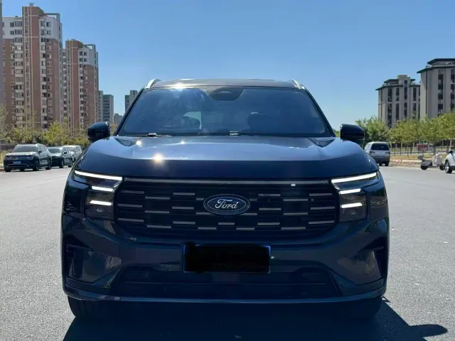 Ford Edge — Фото автомобиля 2