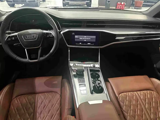Audi A6L — Фото автомобиля 13