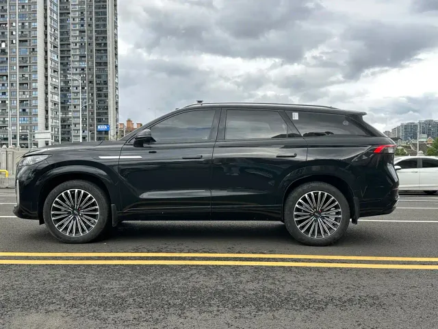 Chery Tiggo 9 — Фото автомобиля 4