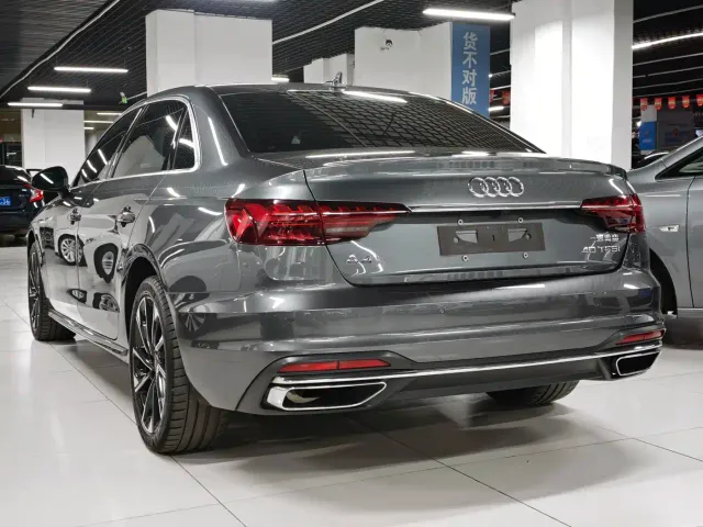 Audi A4L — Фото автомобиля 4