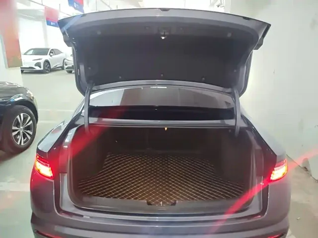 Geely Xingrui — Фото автомобиля 18