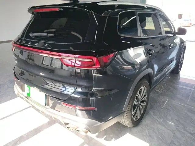 Chery Tiggo 8 — Фото автомобиля 6
