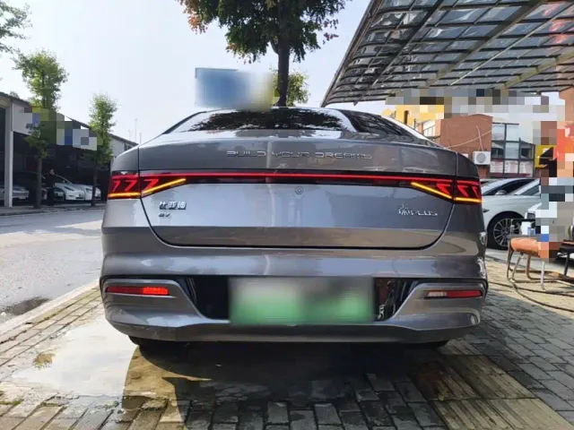 BYD Qin PLUS — Фото автомобиля 5